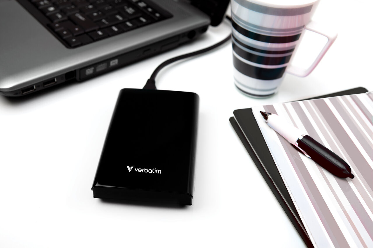 Store ´n´ Go Slim Portable SSD USB 3.2 Gen1 2TB, Black