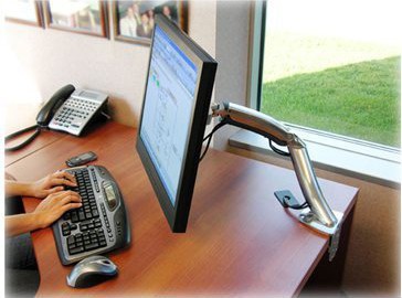 ERGOTRON MX Deskt Mount LCD Arm
