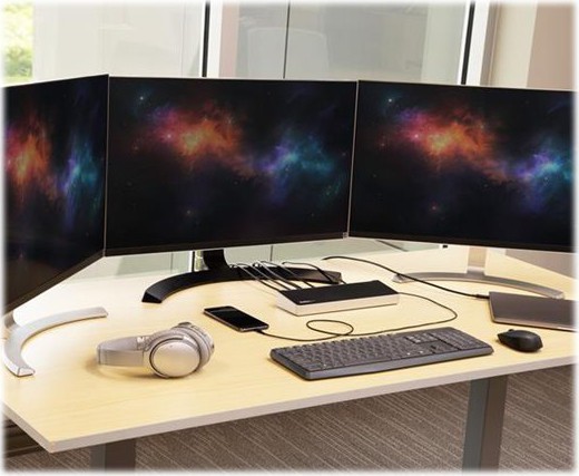 STARTECH Triple-4K Monitor USB-C Docking
