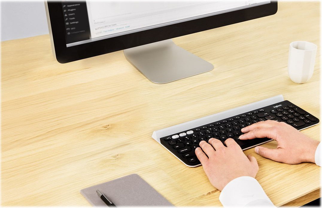 LOGI K780 Multi-Device BT Keyboard (UK)