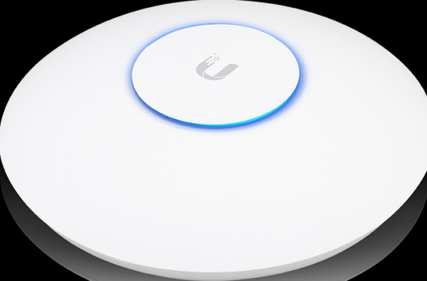 Ubiquiti AP Outdoor AC2600 HD