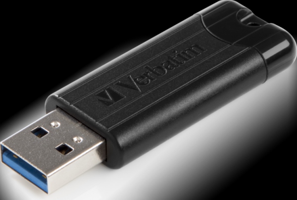 USB 3.0 PinStripe 32GB, Black