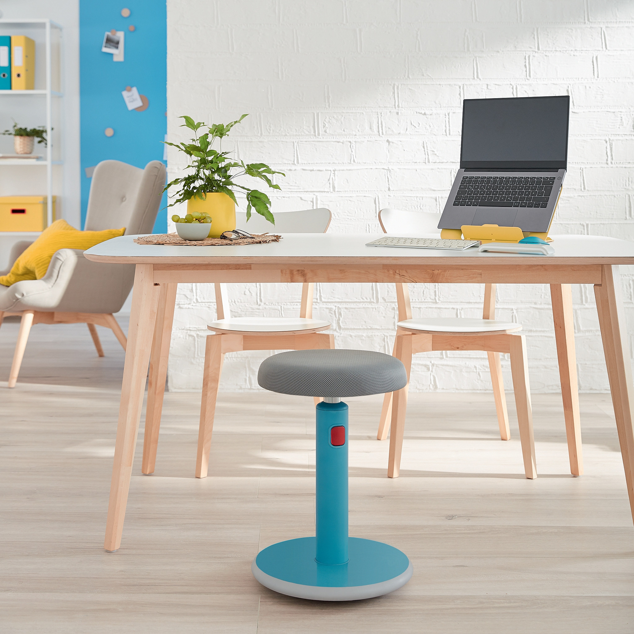 Aktiv Sit-Stand stol Ergo Cosy Sjbl
