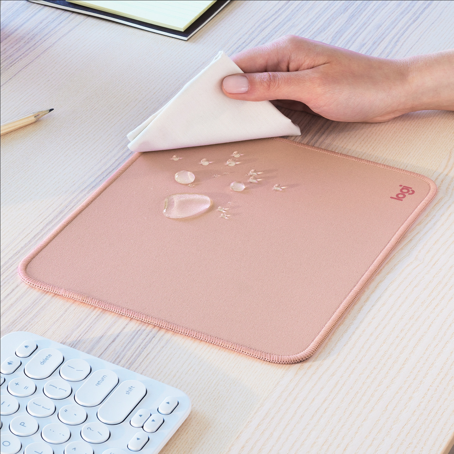Logitech Mouse Pad Studio Series, Darker Rose