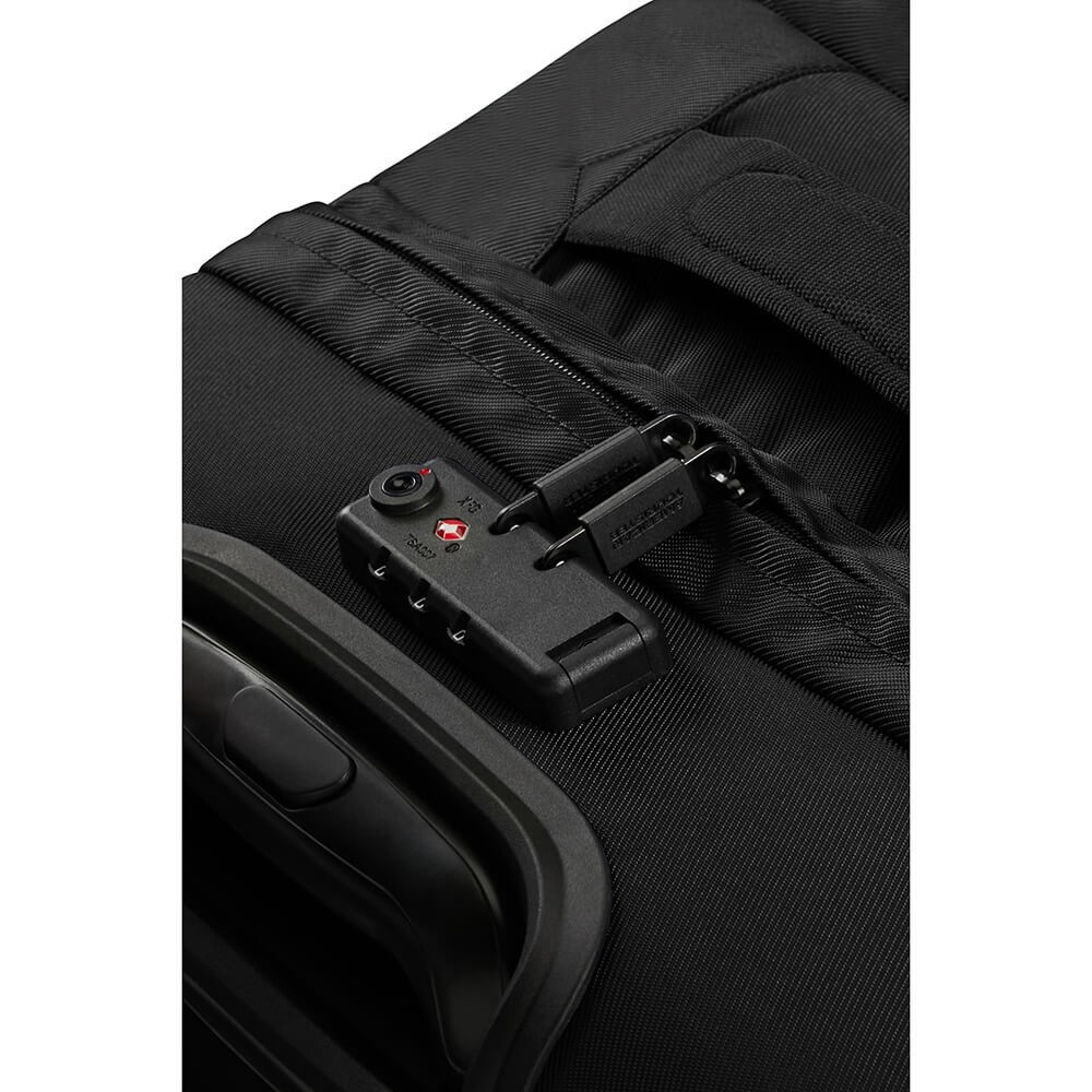 AMERICAN TOURISTER Urban Track Duffle/WH Small Black