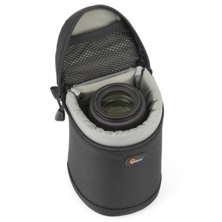 LOWEPRO LP36319-0WW TAHOE 10 CAMERA POUCH BLACK W/ZIPPER POCKET LOWEPRO LP36319-0WW TAHOE 10 CAMERA POUCH BLACK W/ZIPPER POCKET