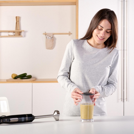 BLACK+DECKER Hand Blender 800W Black Accessories