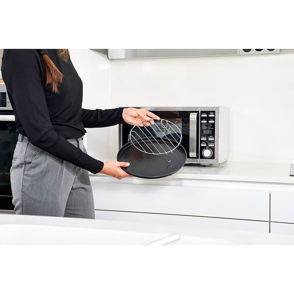 BLACK+DECKER Mikrobølgeovn Digital 25L 900W Svart
