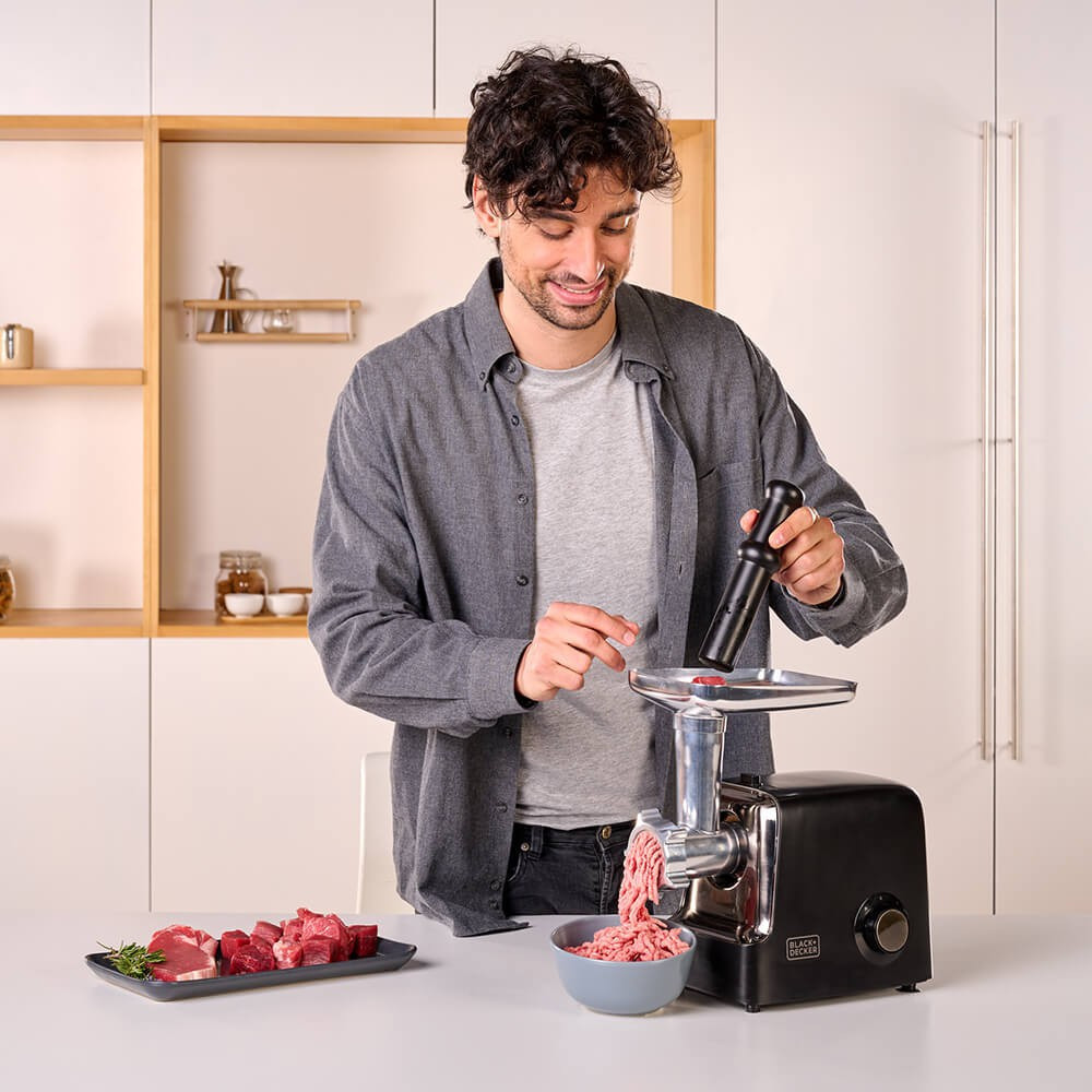 BLACK+DECKER Meat Grinder 2200W Black