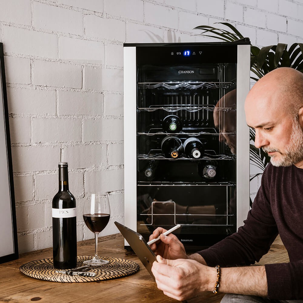TAURUS Wine Cooler 24 Bottles