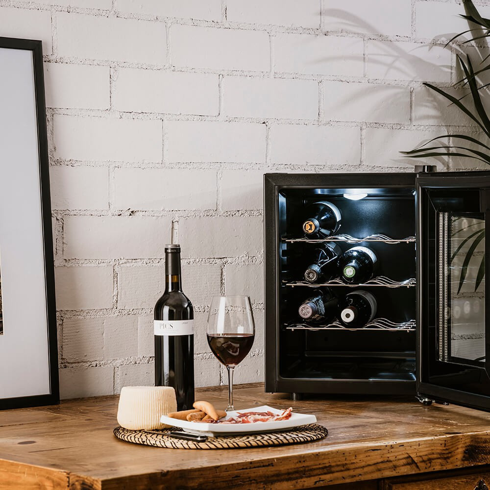 TAURUS Wine Cooler 12 Bottles