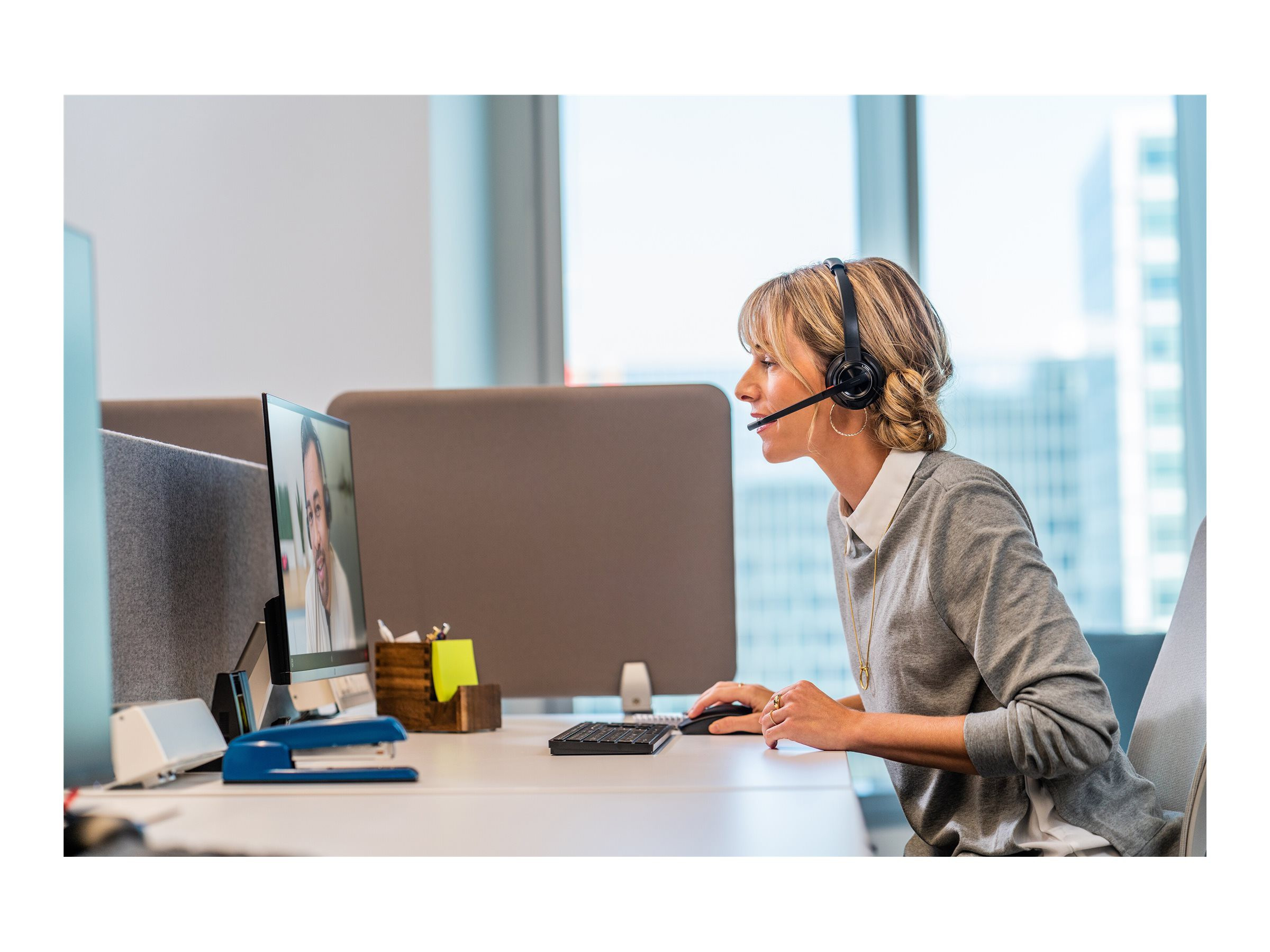 HP Poly Savi 8220 Office Stereo Headset