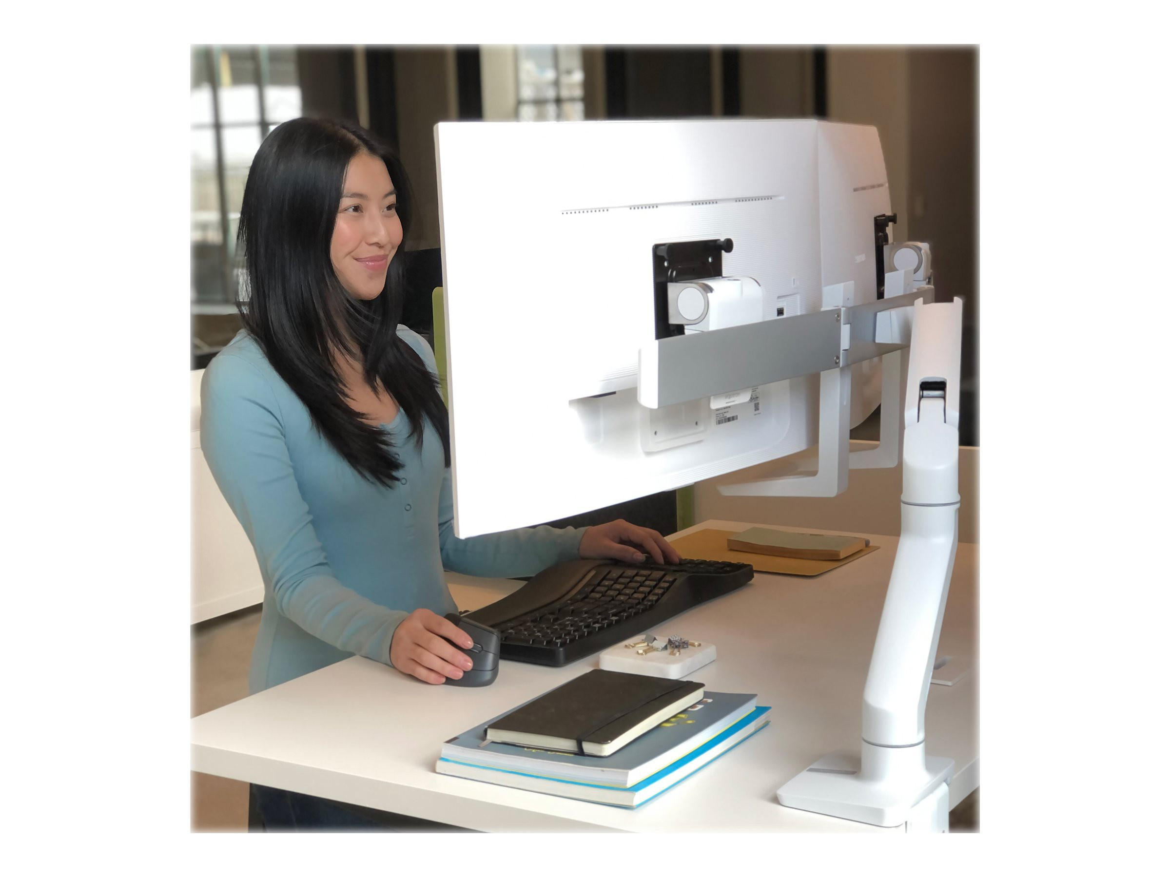 ERGOTRON HX Dual Monitor Desktop Arm whi
