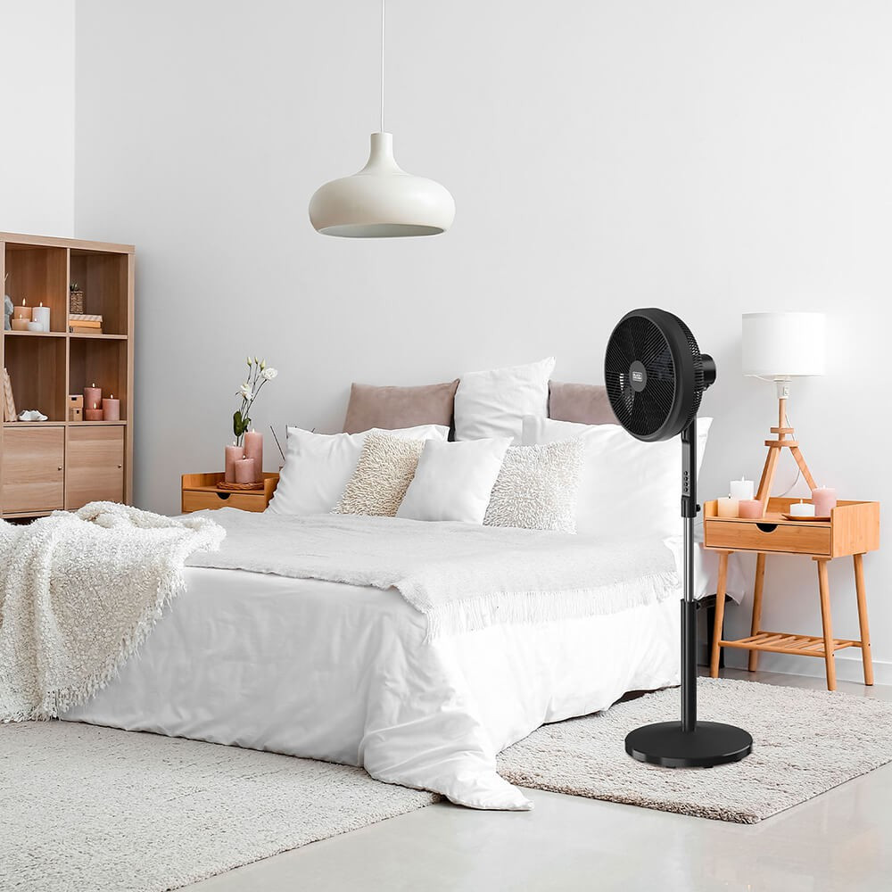 BildeBLACK+DECKER Pedestal Fan 5 Blades Black 50W