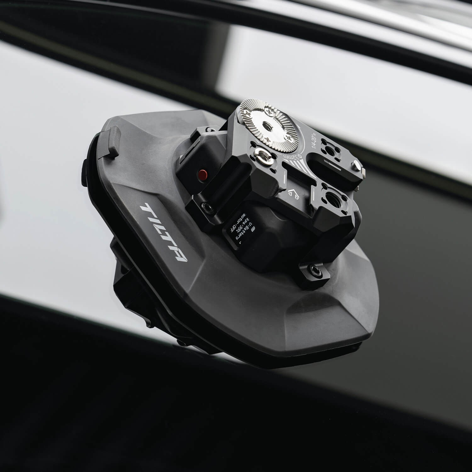 BildeMulti-Functional Mount Brack for Electronic Suction Cup