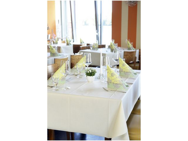 BildeDuk Evolin 127X220Cm Vanilje (25 stk)