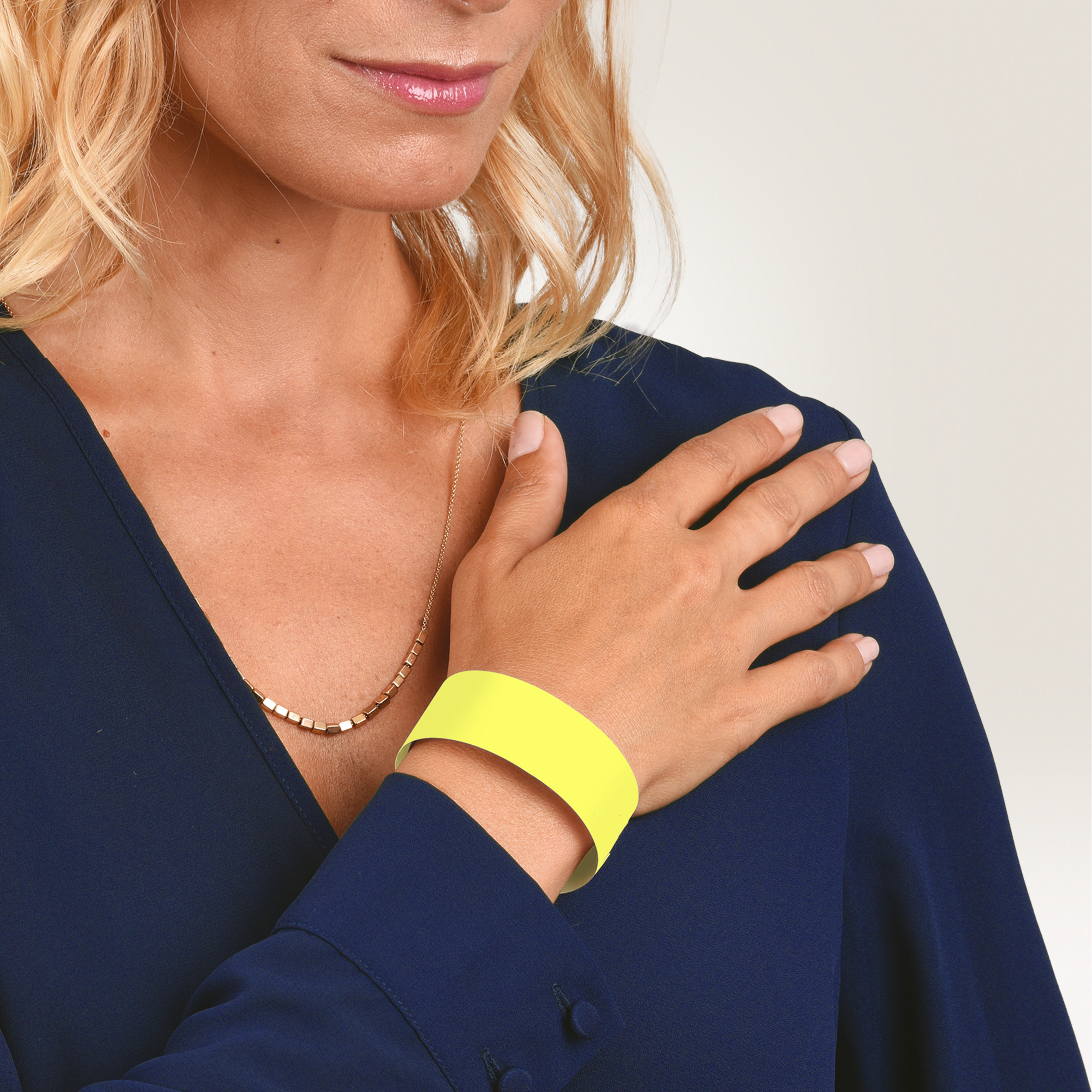 AVERY TYVYW-50 Writsbands tearproof Tyvek yellow (500