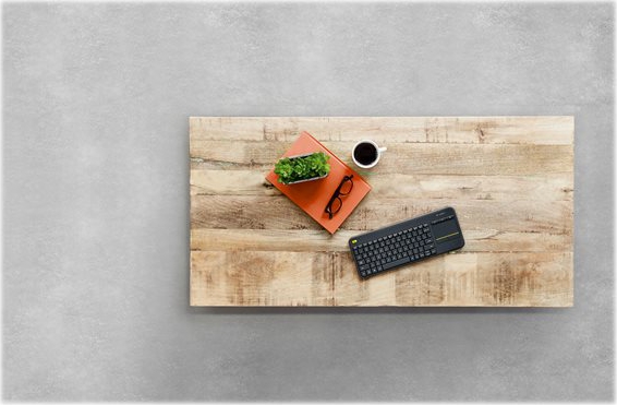 LOGI K400 Plus Touch Keyboard black (DE)