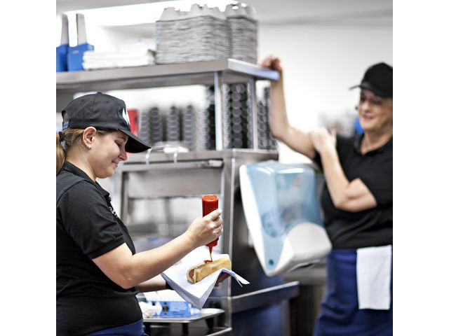 Dispenser Tork Top-Pack W4 Hvit/Turkis