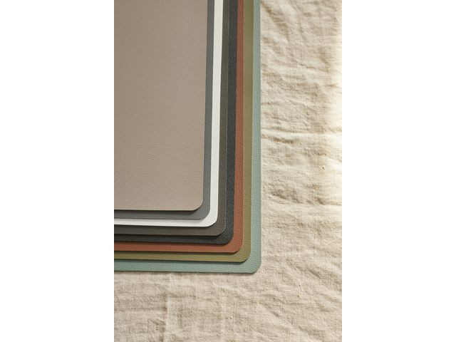 Bordbrikke West Pvc 43,5X28Cm Sand (12 stk)