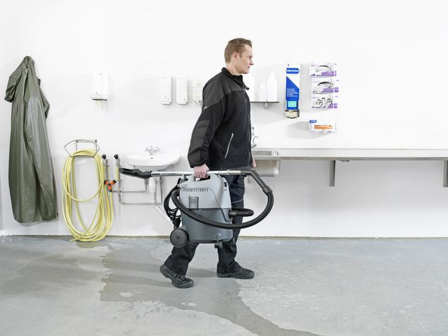 Våt/Tørrstøvsuger Nilfisk Vl200