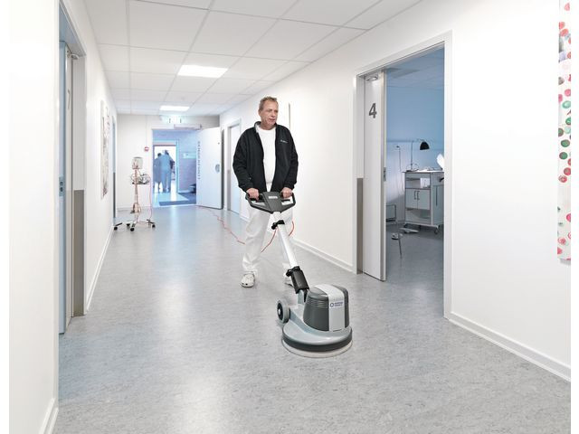Skuremaskin Nilfisk Fm400L