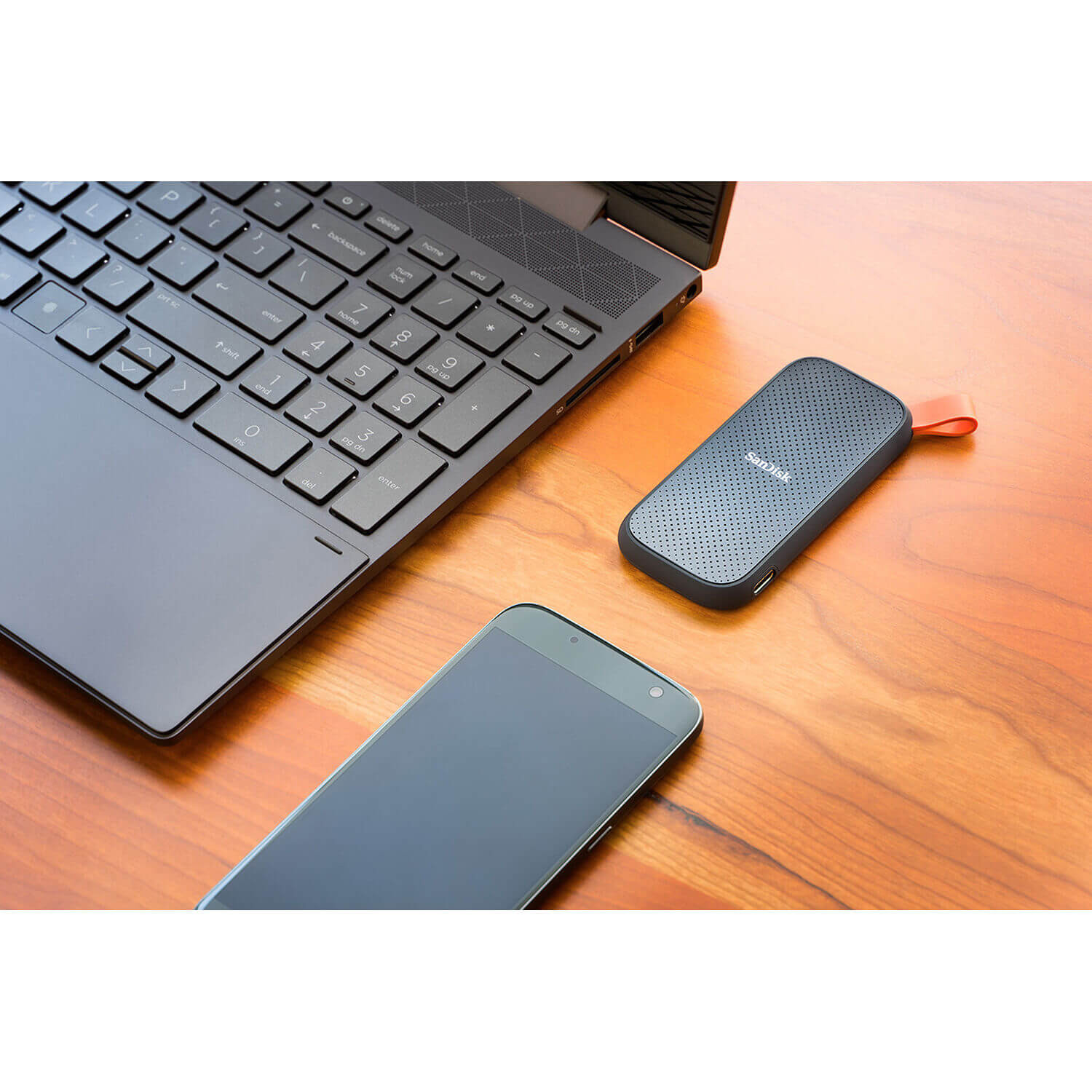 SANDISK Bärbar SSD 2TB up to 800MB/s