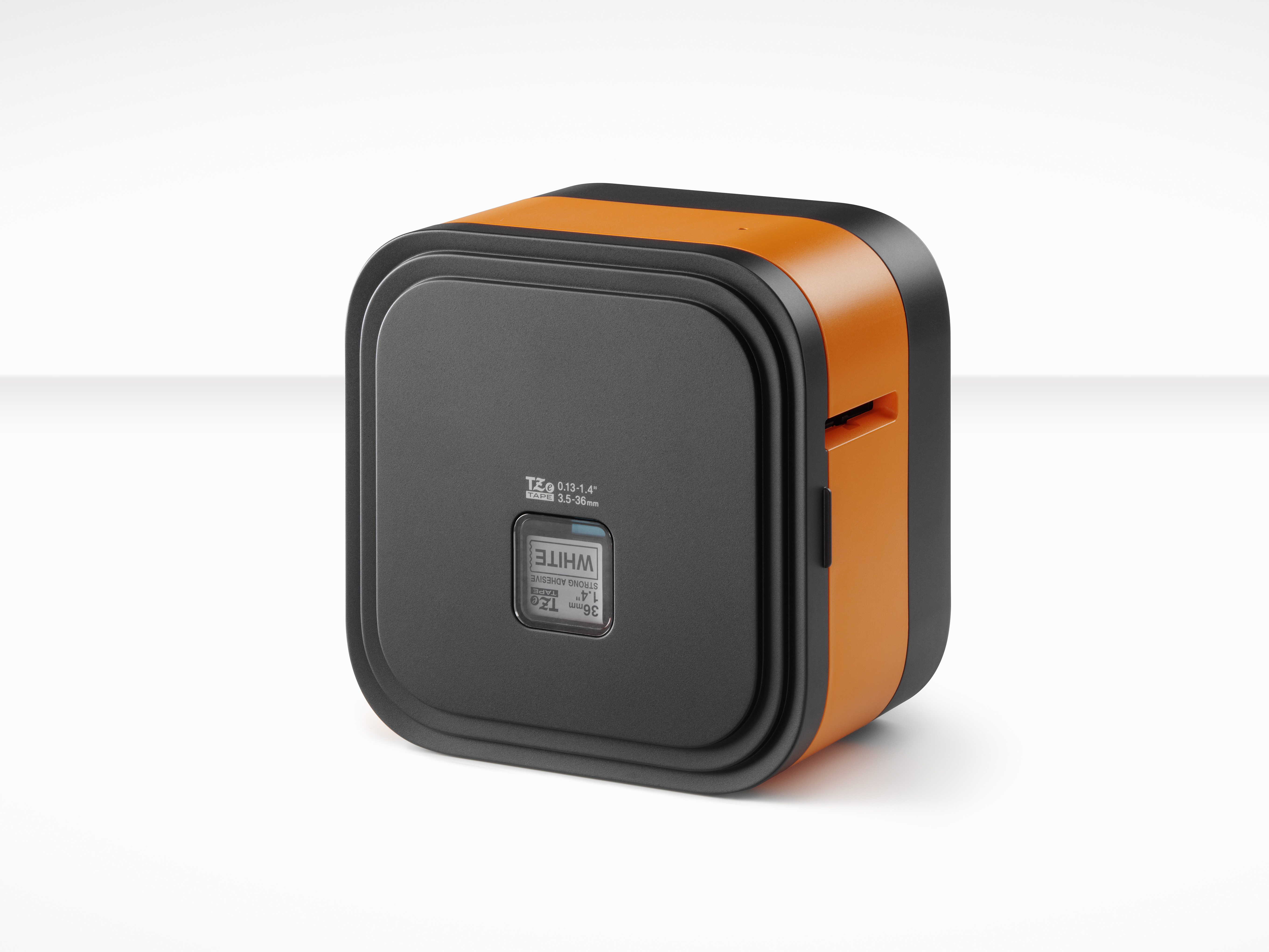 BROTHER PT-E920BT Mobile label printer USB, BT 34 mm tape ma