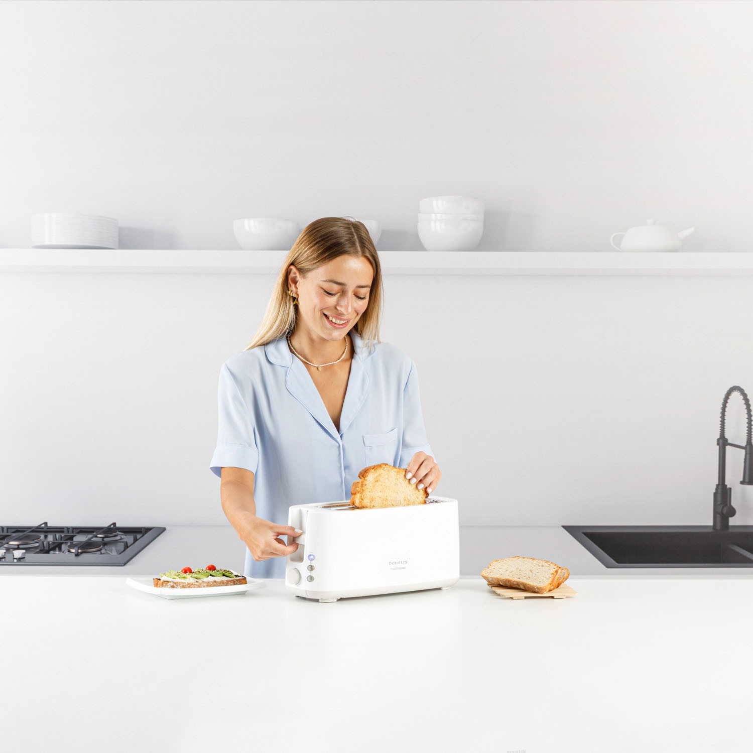 BildeTAURUS Toaster Long Slot Toastissimo White