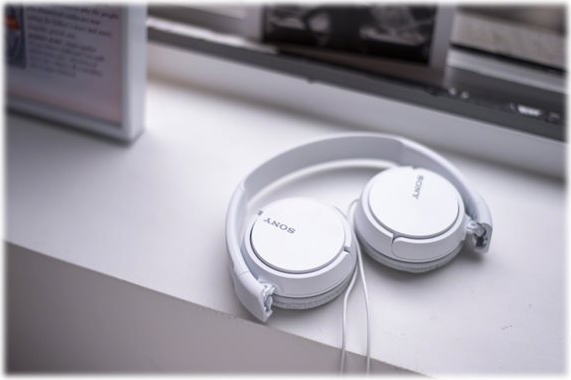 SONY MDRZX110APW.CE7 Headphone White