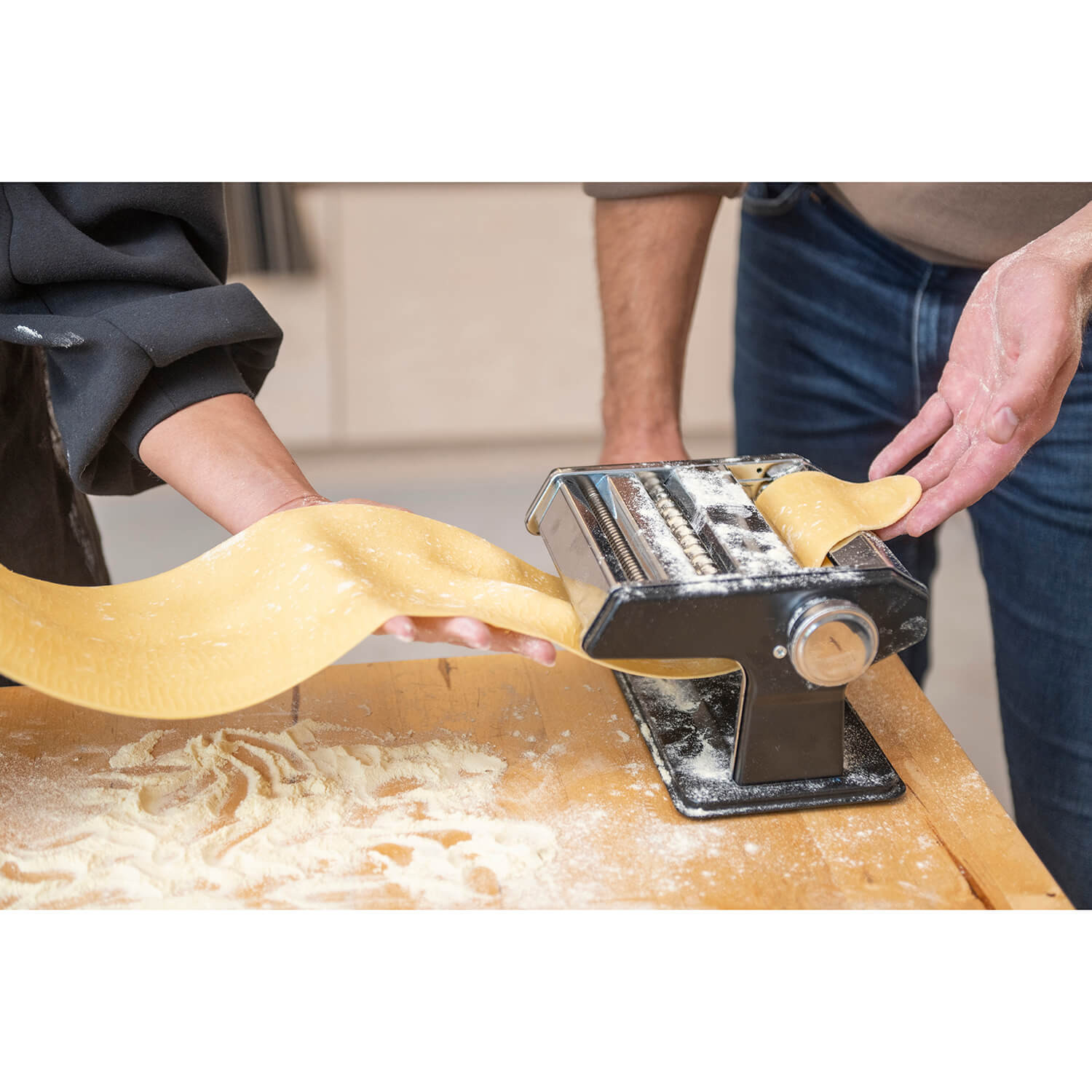 MAKU Pasta Maker