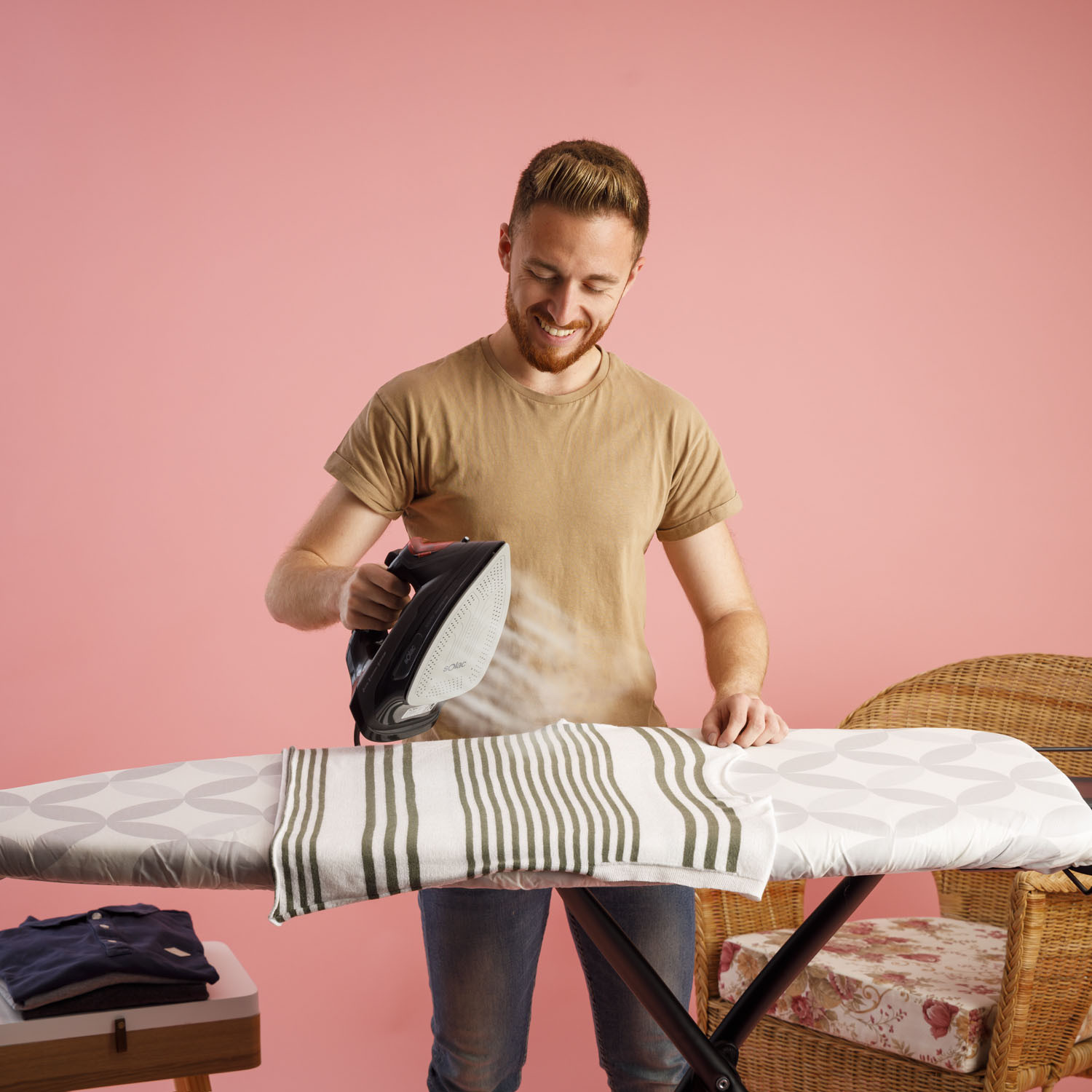 SOLAC Steam Iron PV2490 Black