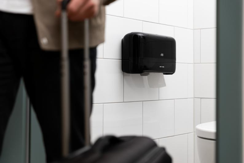 Dispenser Tork Optis Tw T7 Toa 2Rl Sort