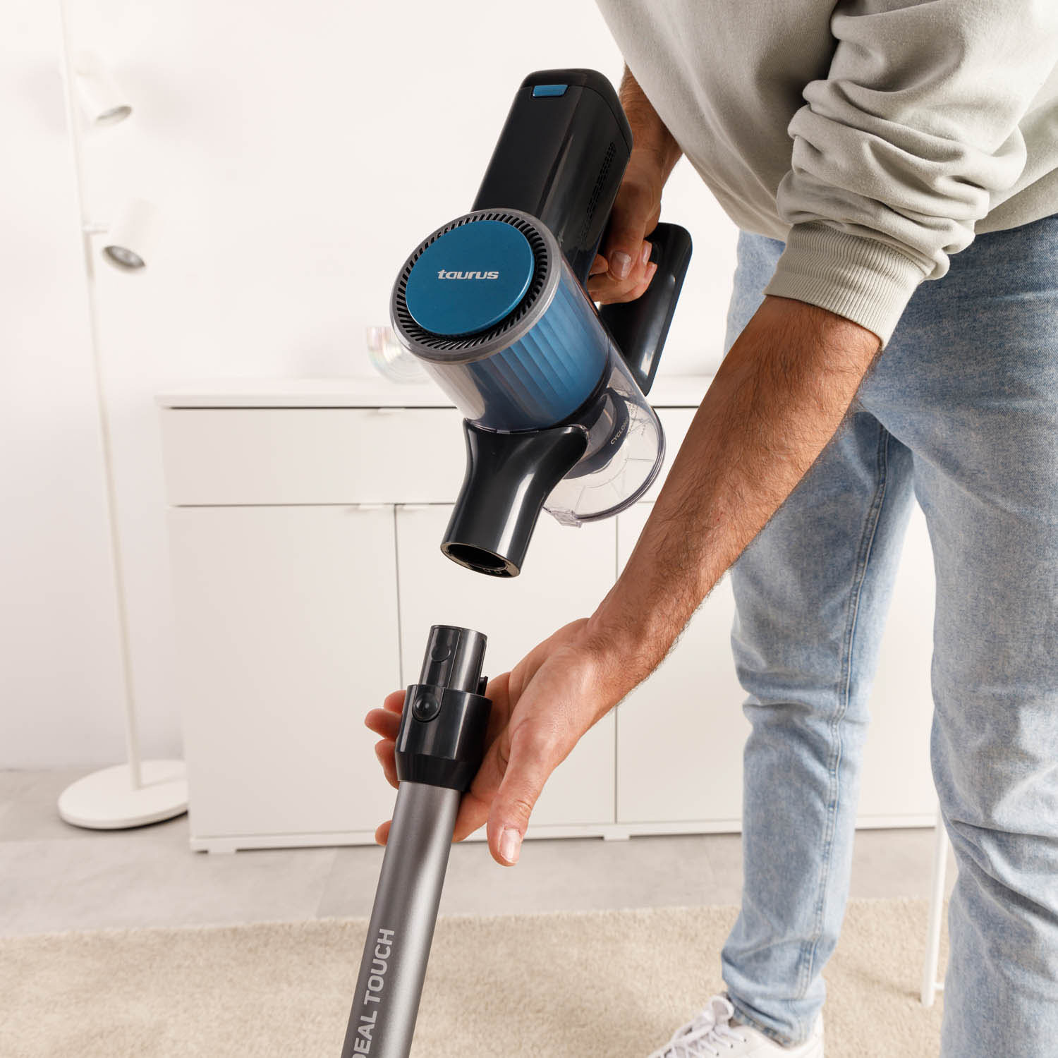 TAURUS Stick Vacuum Cleaner Homeland Ideal Touch