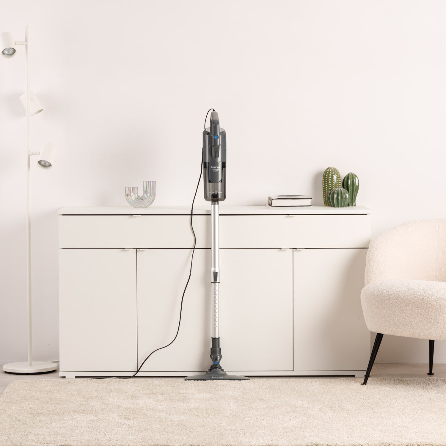 TAURUS Stick Vacuum Cleaner Corded Homeland Infinity