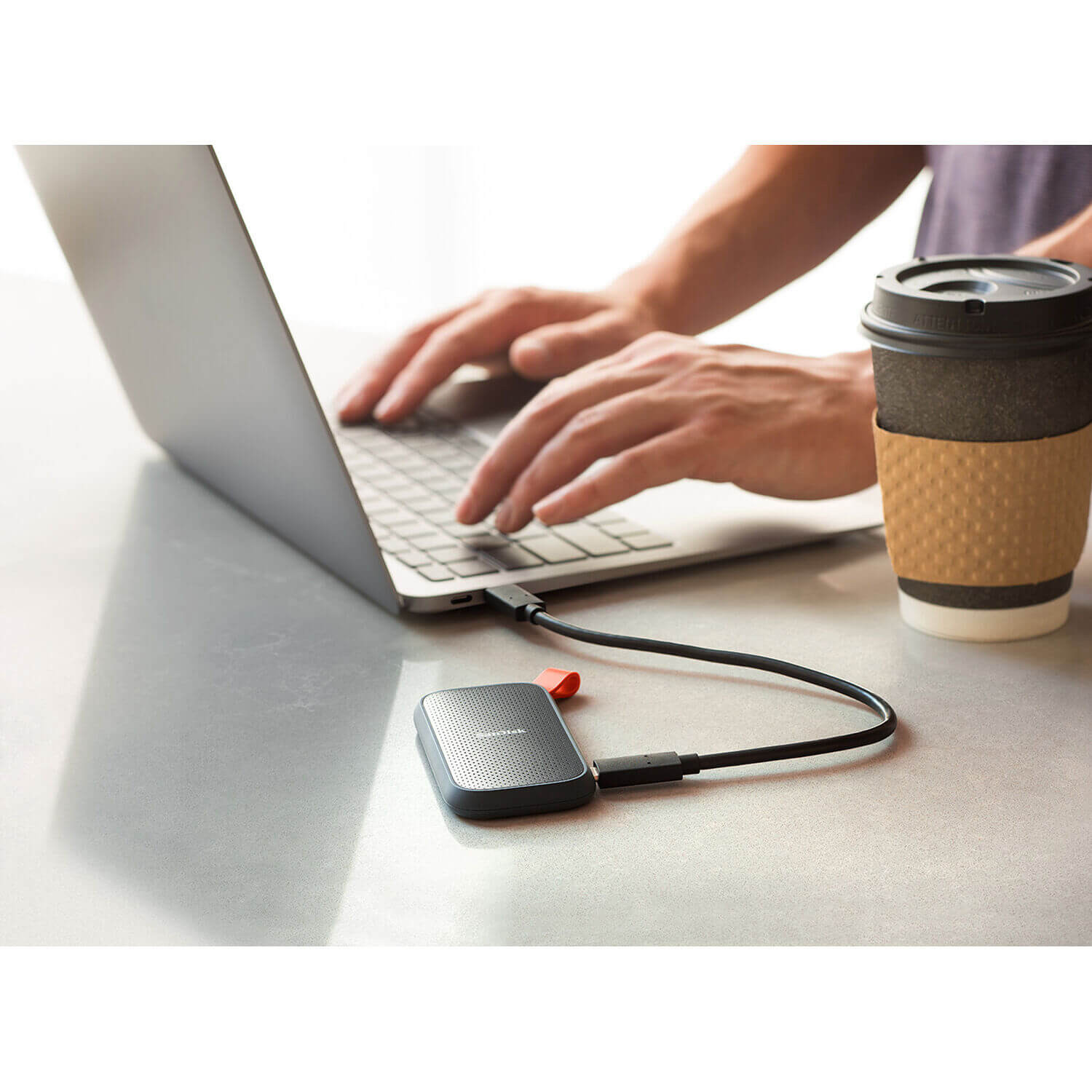 SANDISK Bärbar SSD 2TB up to 800MB/s