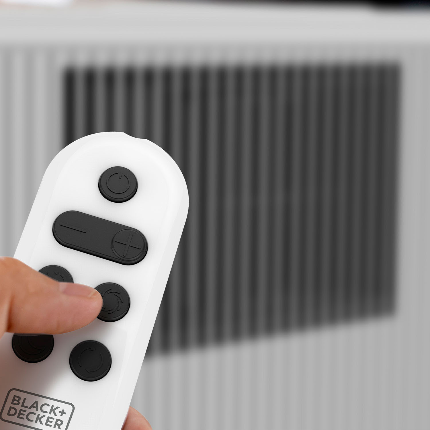 BLACK+DECKER Portable AC White