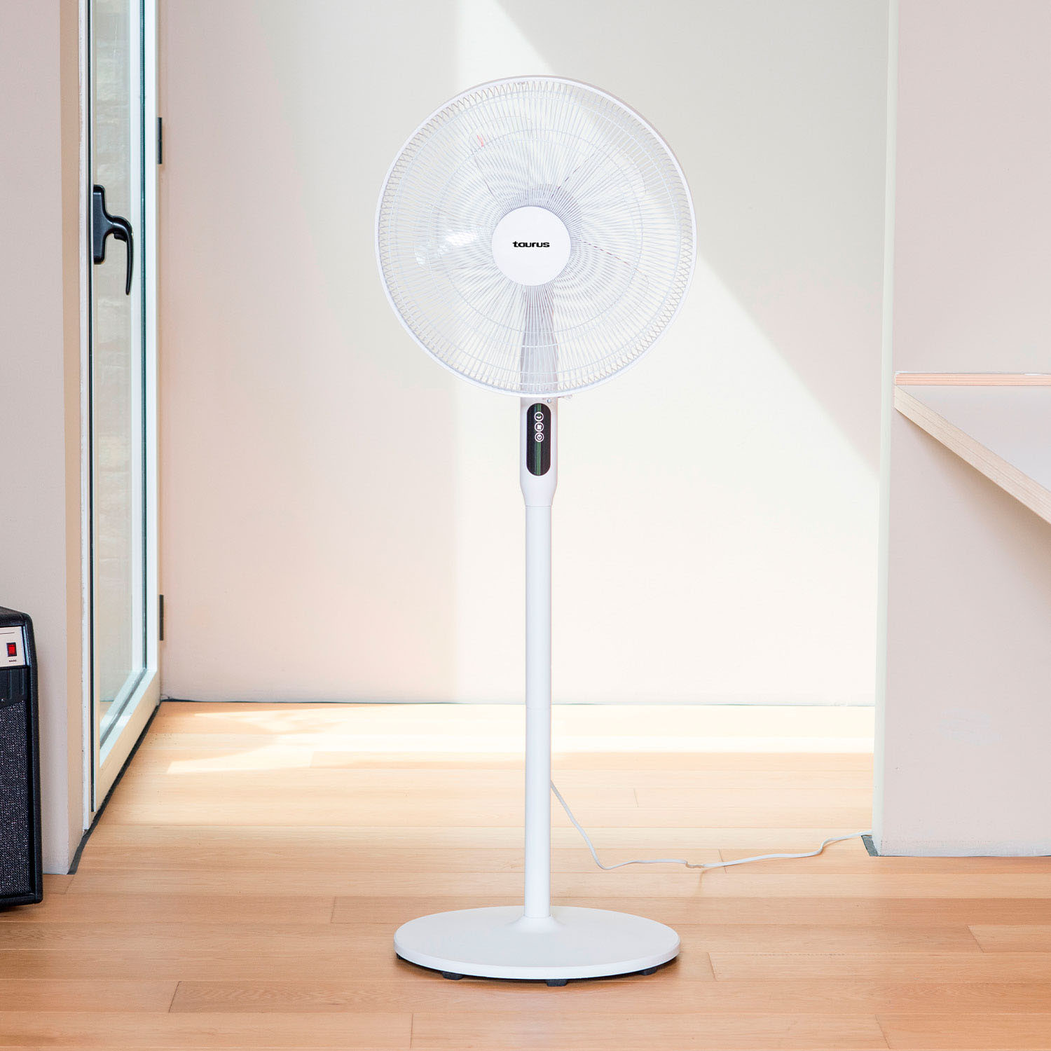 TAURUS Fan 40cm 3-In-1 Ice Brise White