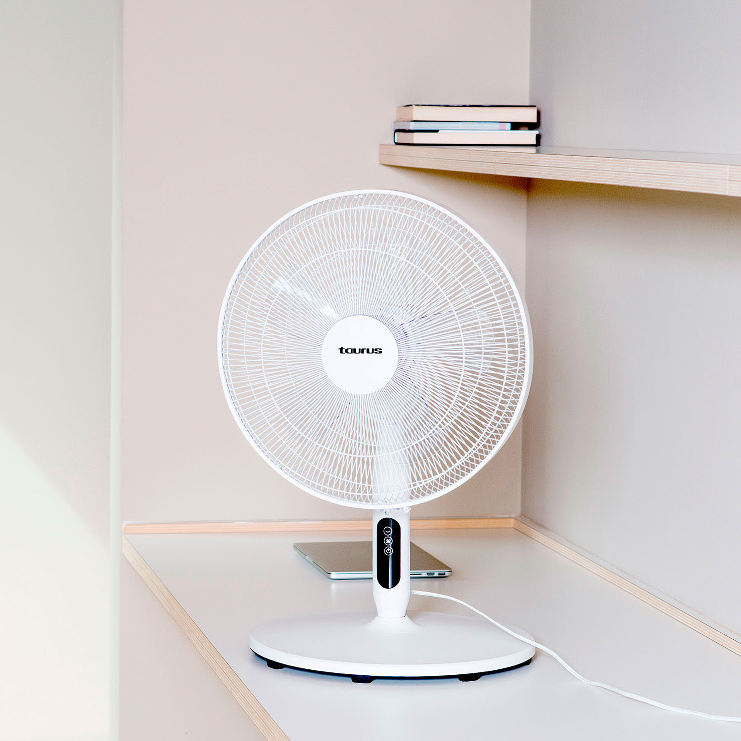 TAURUS Fan 40cm 3-In-1 Ice Brise White