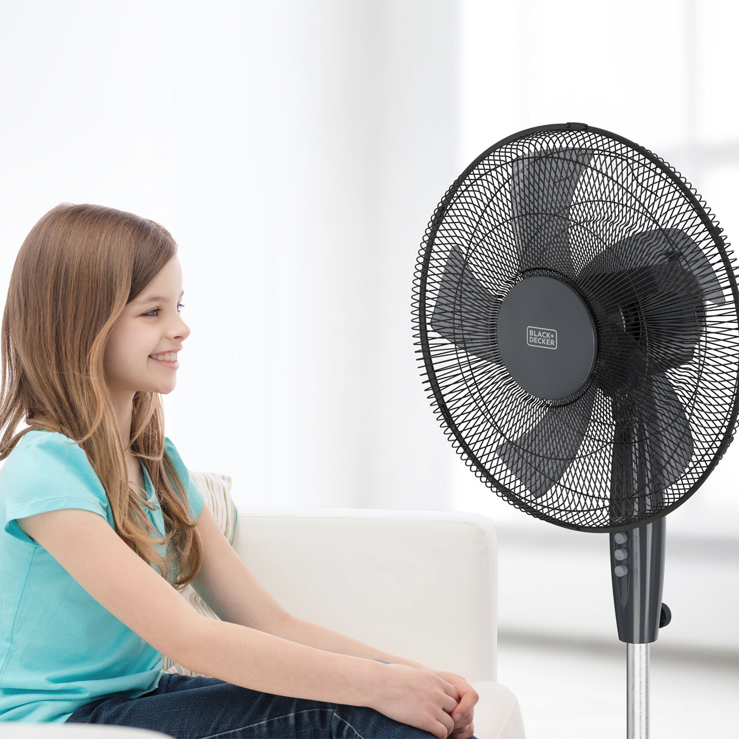 BLACK+DECKER Pedestal Fan 40 Cm 45W Black