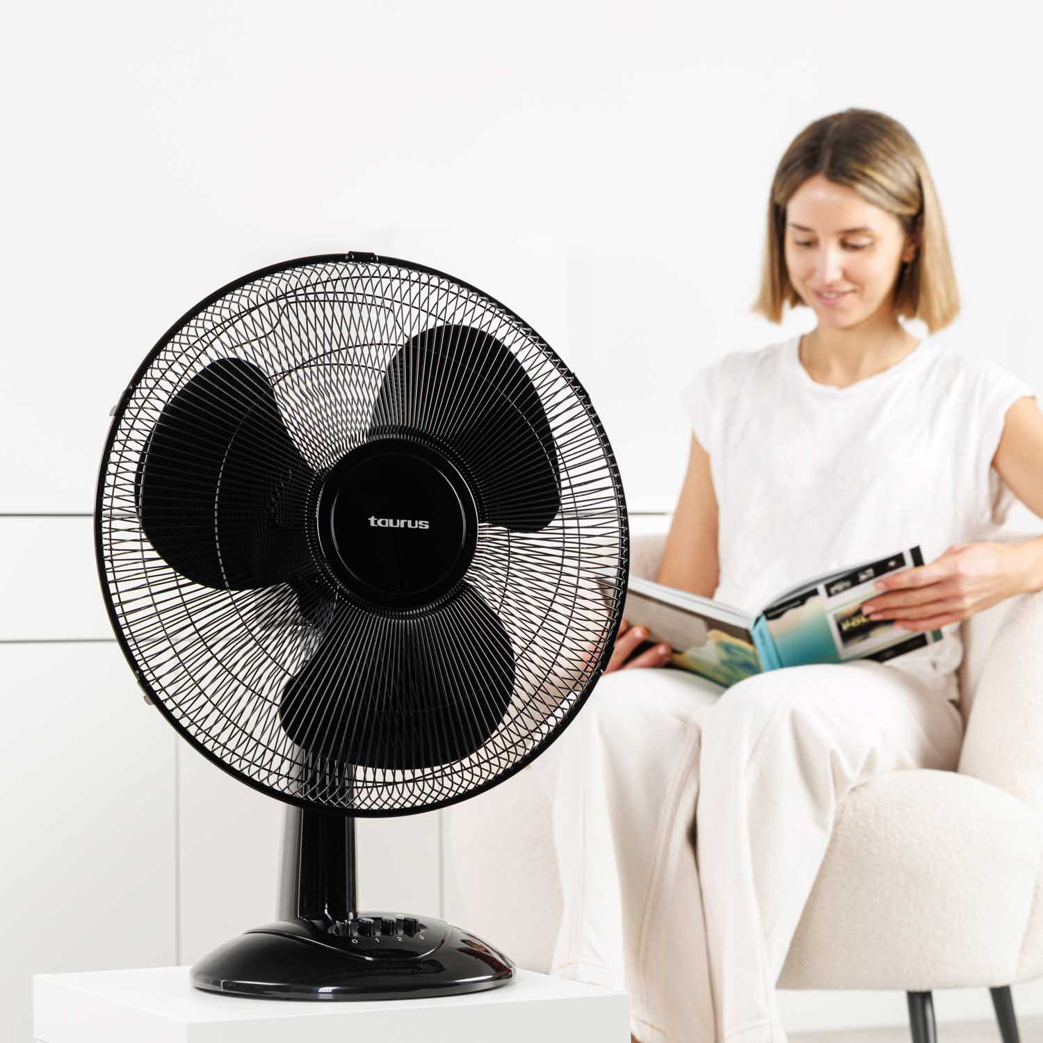 TAURUS Desk Fan 40cm Greco 16 Elegance Black