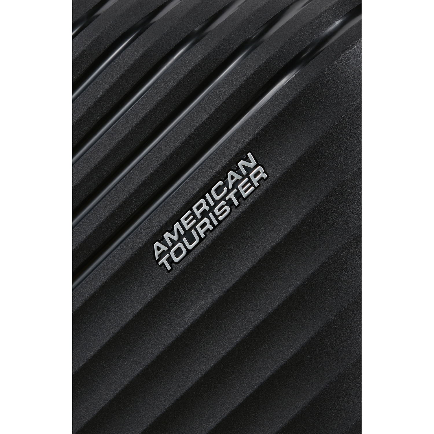 AMERICAN TOURISTER Diablast Spinner 68/25 Black Code