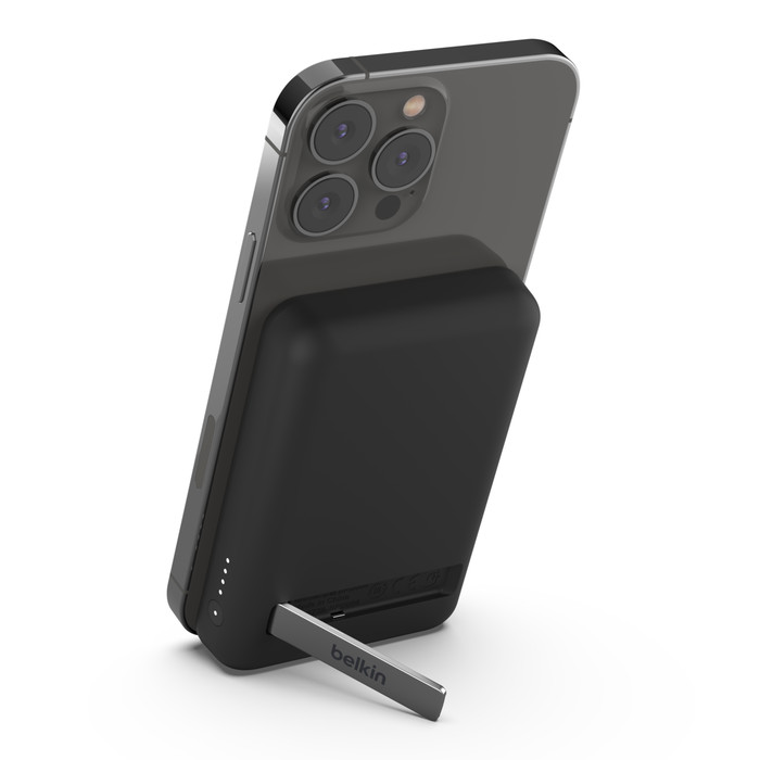 Magnetic Wireless Power Bank with kick stand 5,000mAh Black