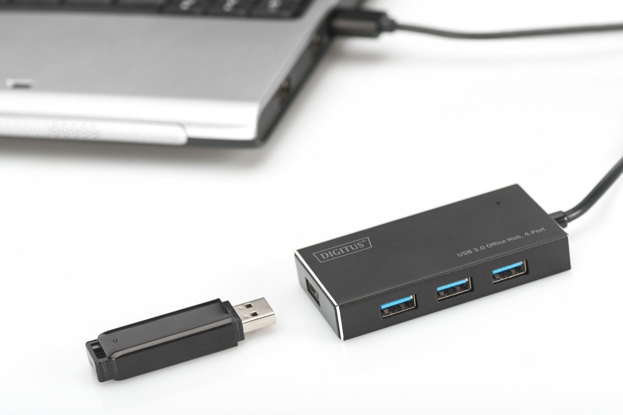 DIGITUS USB 3.0 hub 4-port aluminium housing