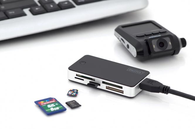 DIGITUS USB 3.0 Card Reader w/ 1m USB A cable Support