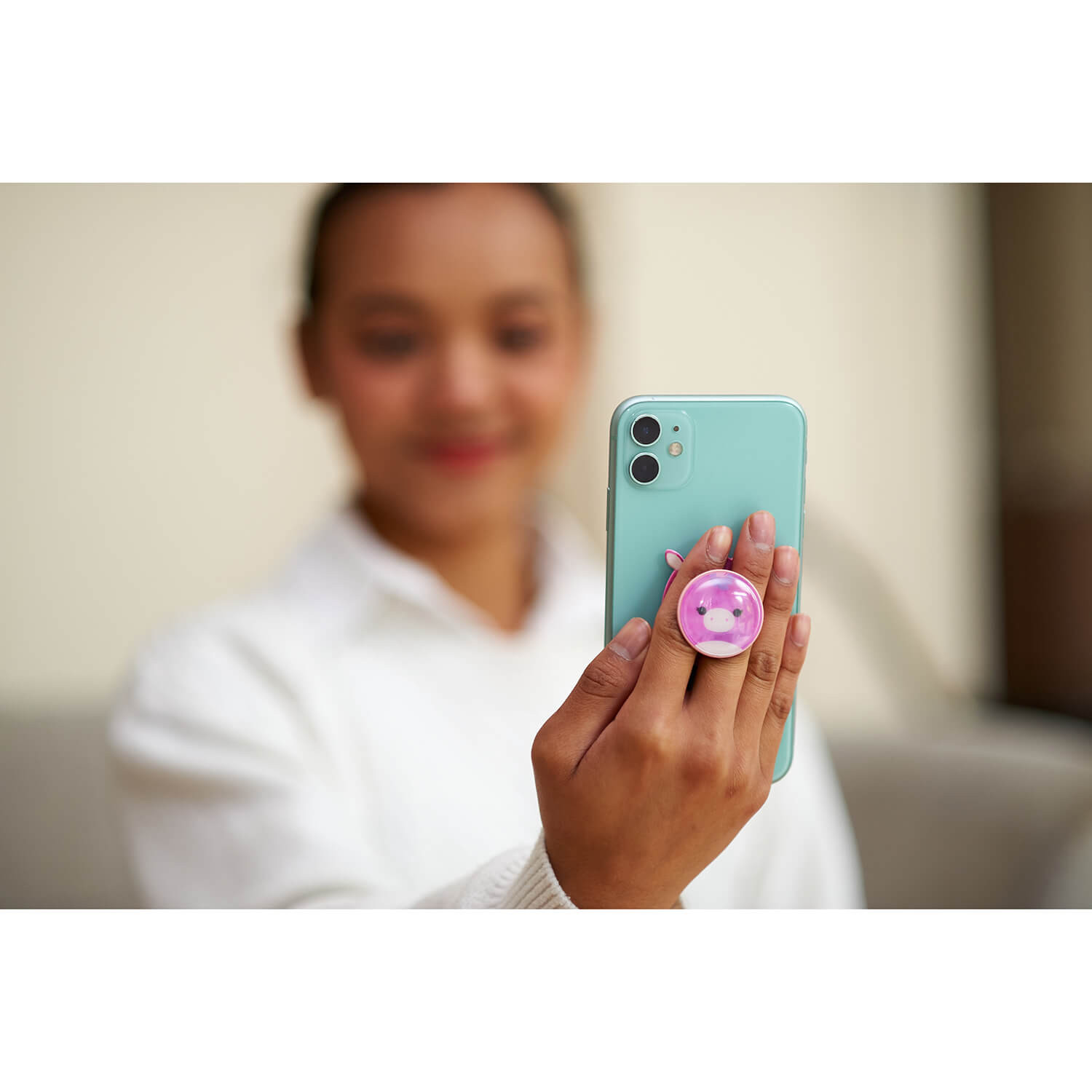 SQUISHMALLOWS Phone grip Lola