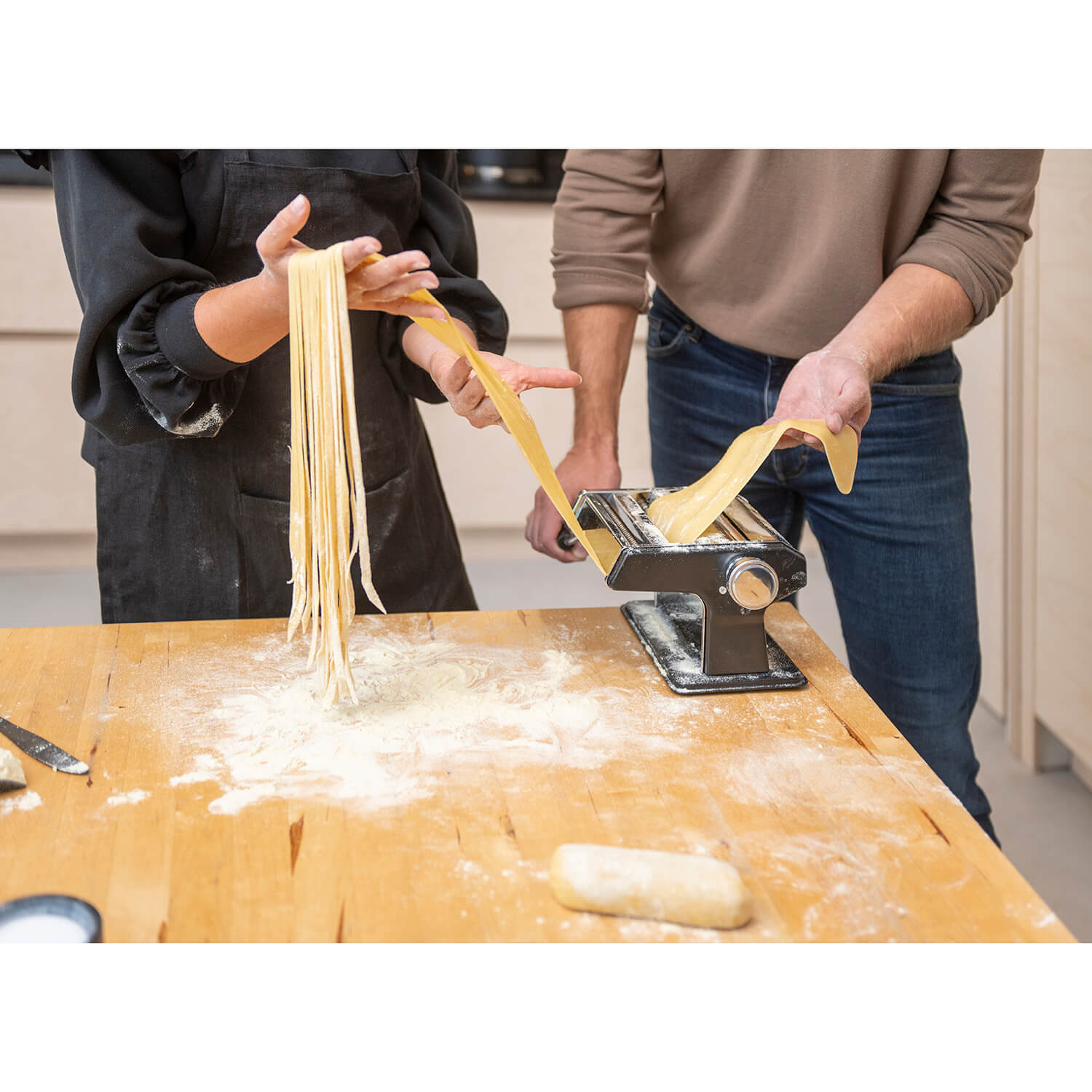 MAKU Pasta Maker