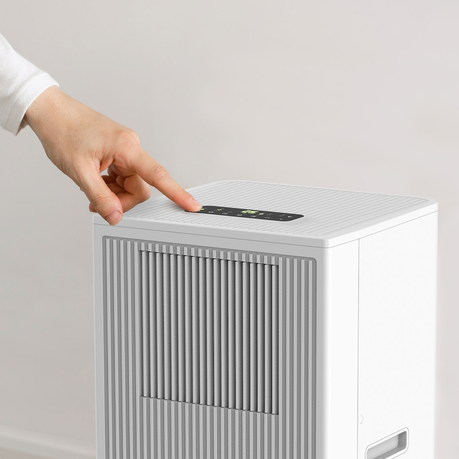 BLACK+DECKER Portable AC White