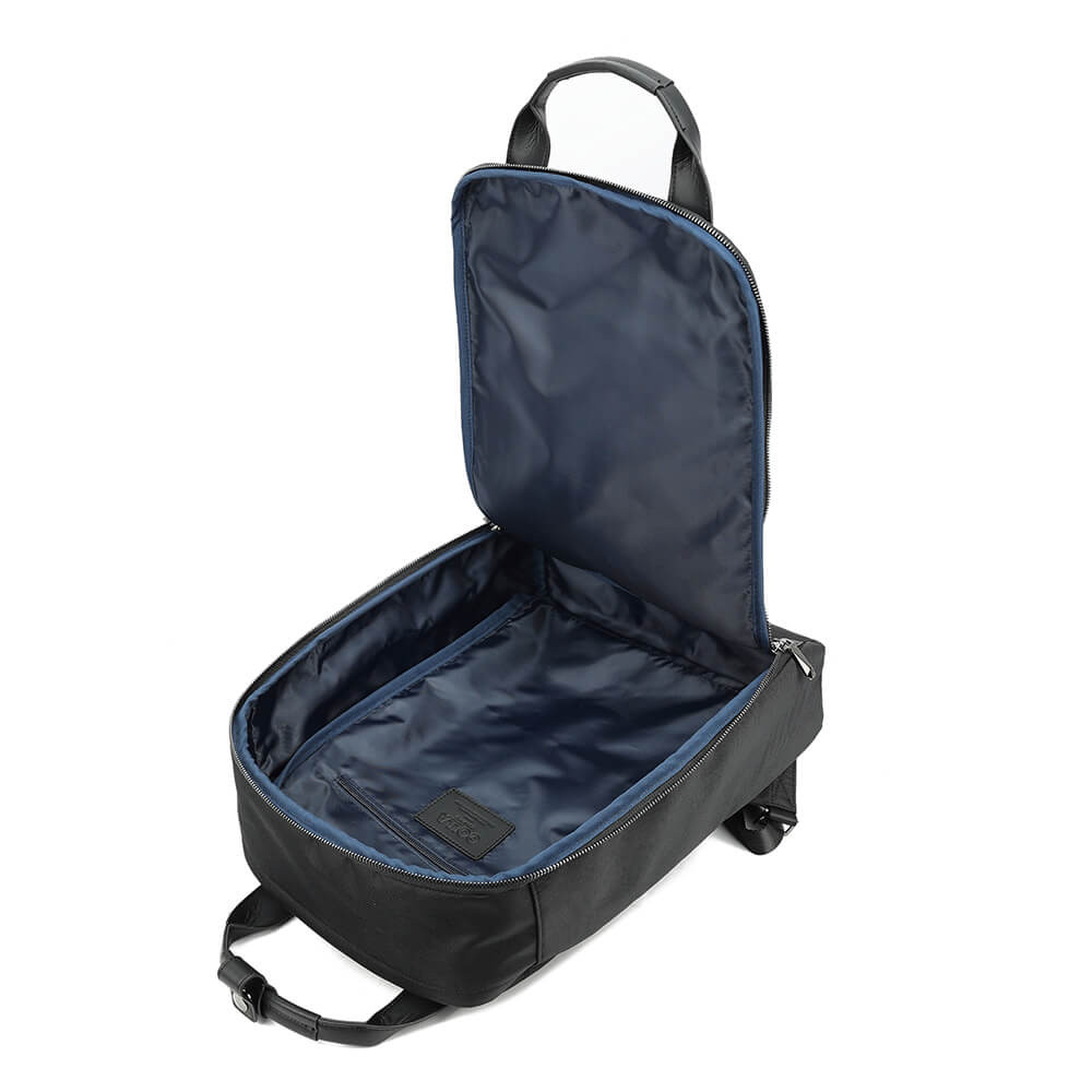GOLLA Backpack Orion 13 litres Nylon and PU 15.6" Black