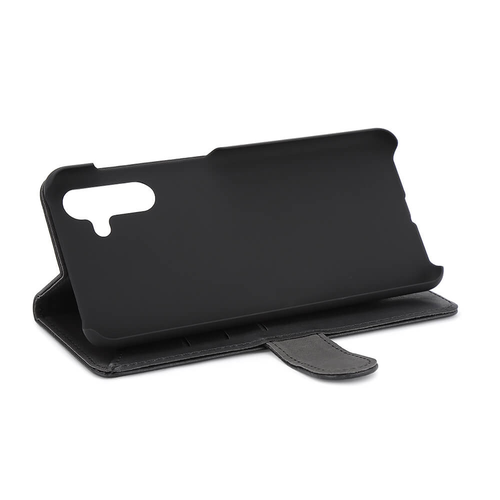 GEAR Classic Wallet 3 card Samsung A13 5G / A04s Black